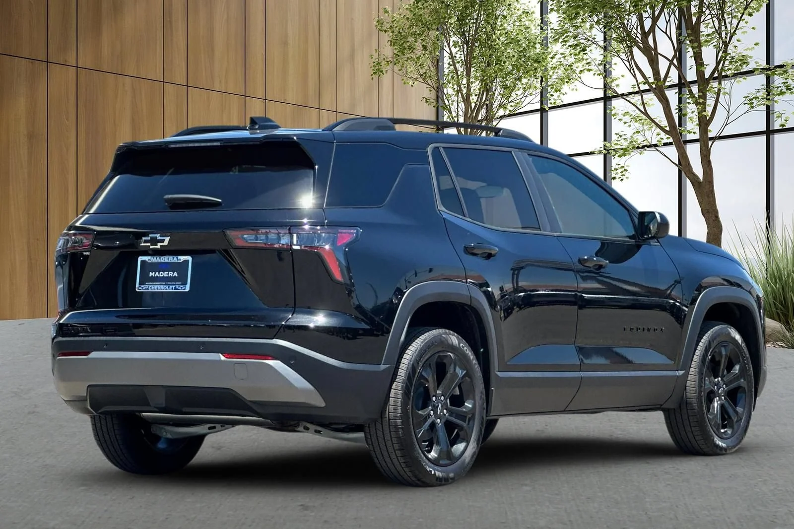 New 2027 Mosaic Black Metallic Chevrolet LT image 4
