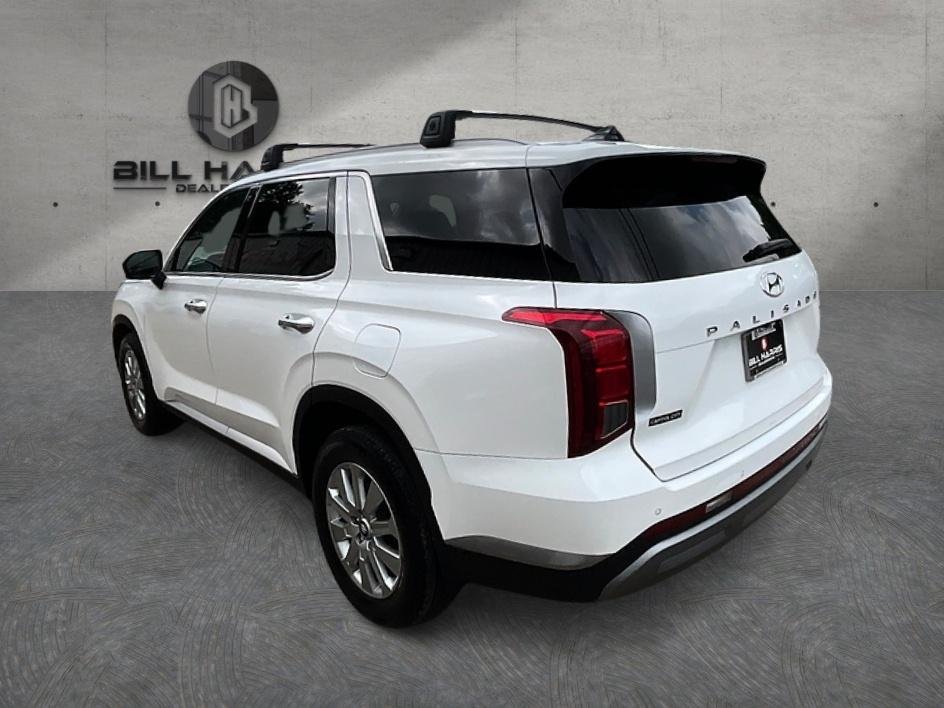Used 2023 White Hyundai SEL image 10