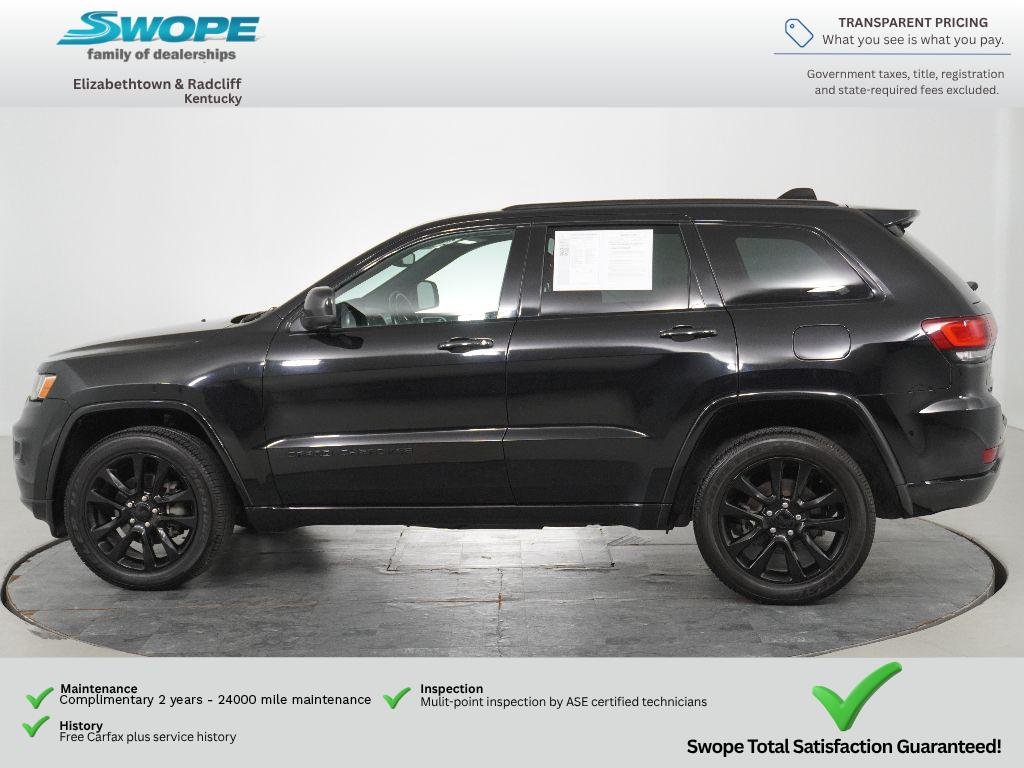 Used 2019 Diamond Black Crystal Pearlcoat Jeep Altitude image 6