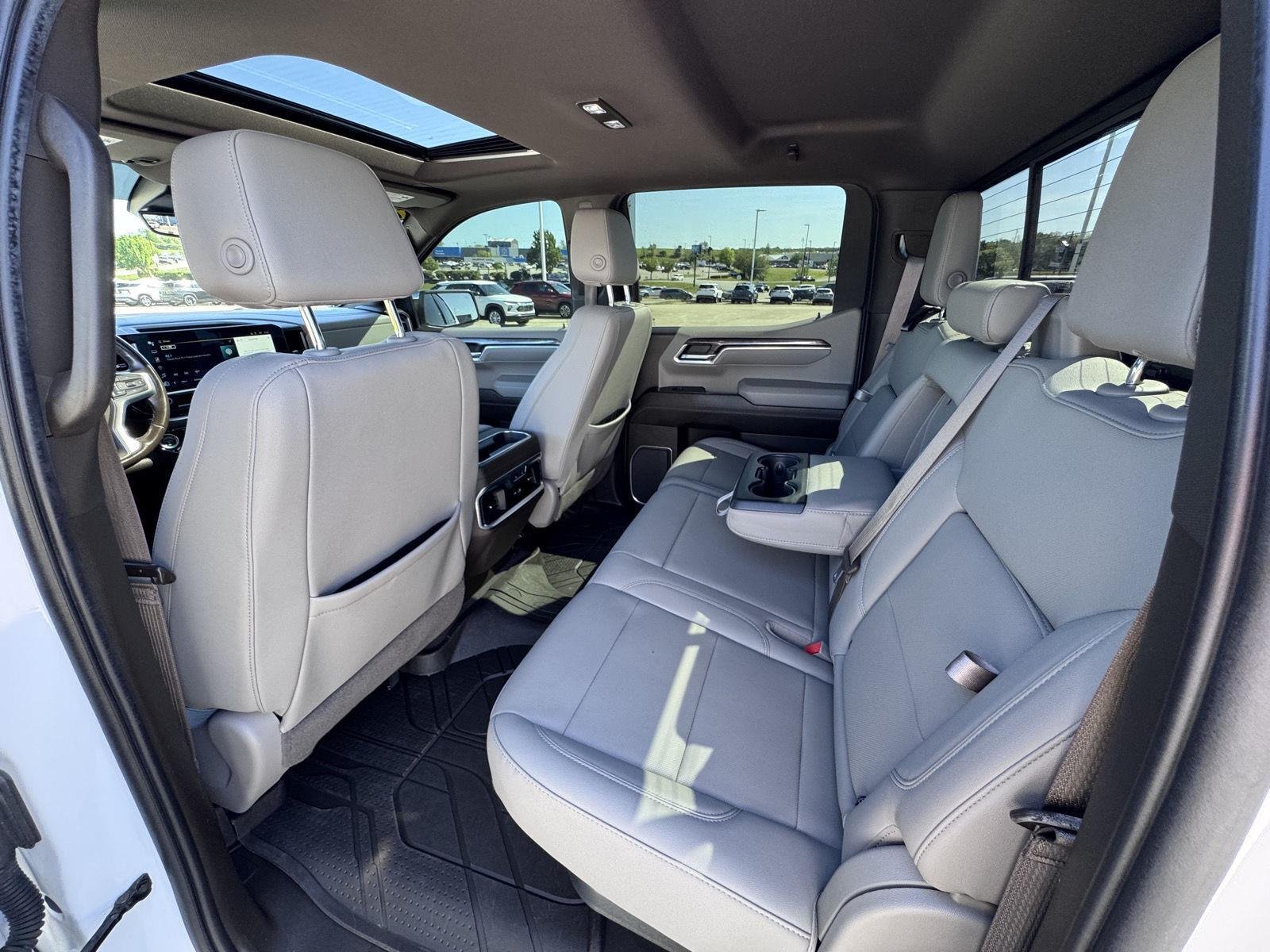 2022 Chevrolet Silverado 1500 LTZ - Photo 37
