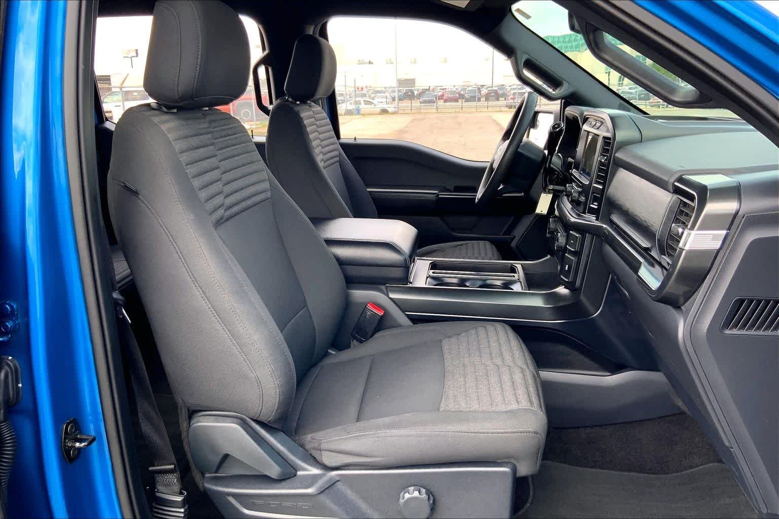 Used 2021 Velocity Blue Ford XL image 10