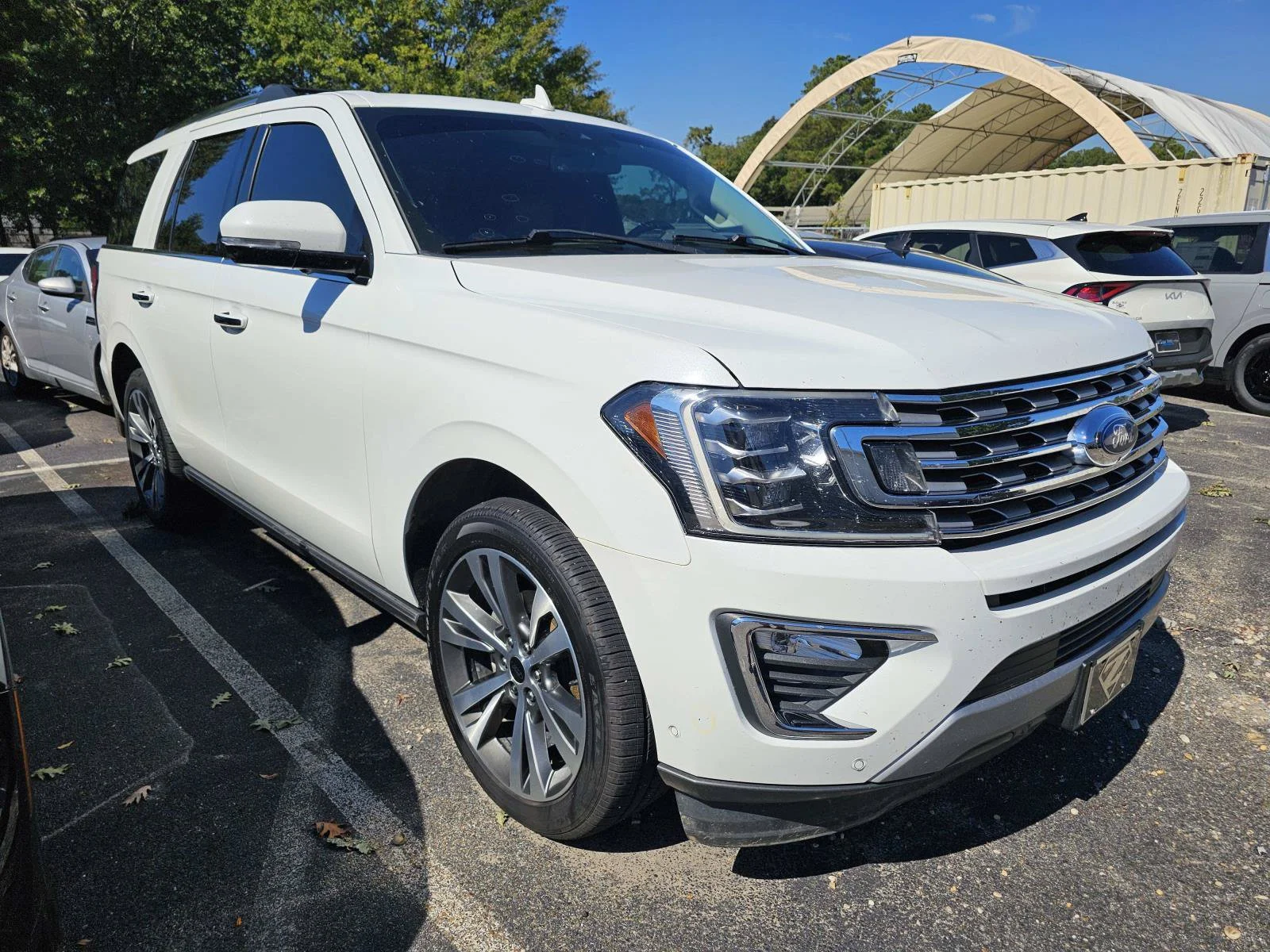 Used 2020 White Ford Limited image 3