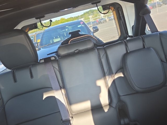 Used 2024 White Jeep High Altitude 4xe image 9