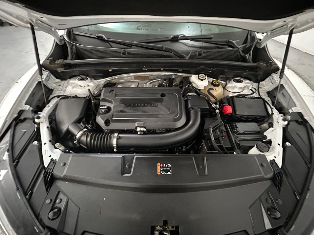 Used 2023 White Buick Essence image 21