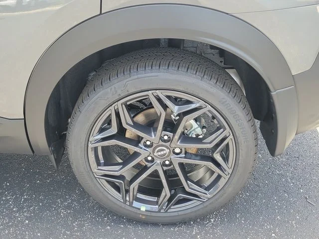 New 2026 Gun Metallic Nissan SR image 7