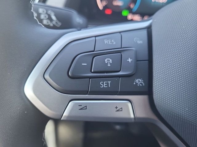 New 2026 Silver Volkswagen 2.0T SE image 22