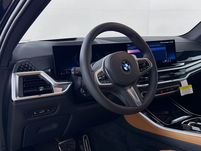 New 2026 Black Sapphire Metallic BMW xDrive40i image 9