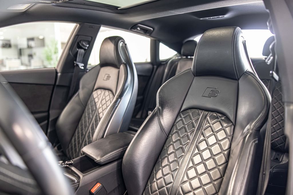 Used 2018 Black Audi 3.0T Prestige image 18