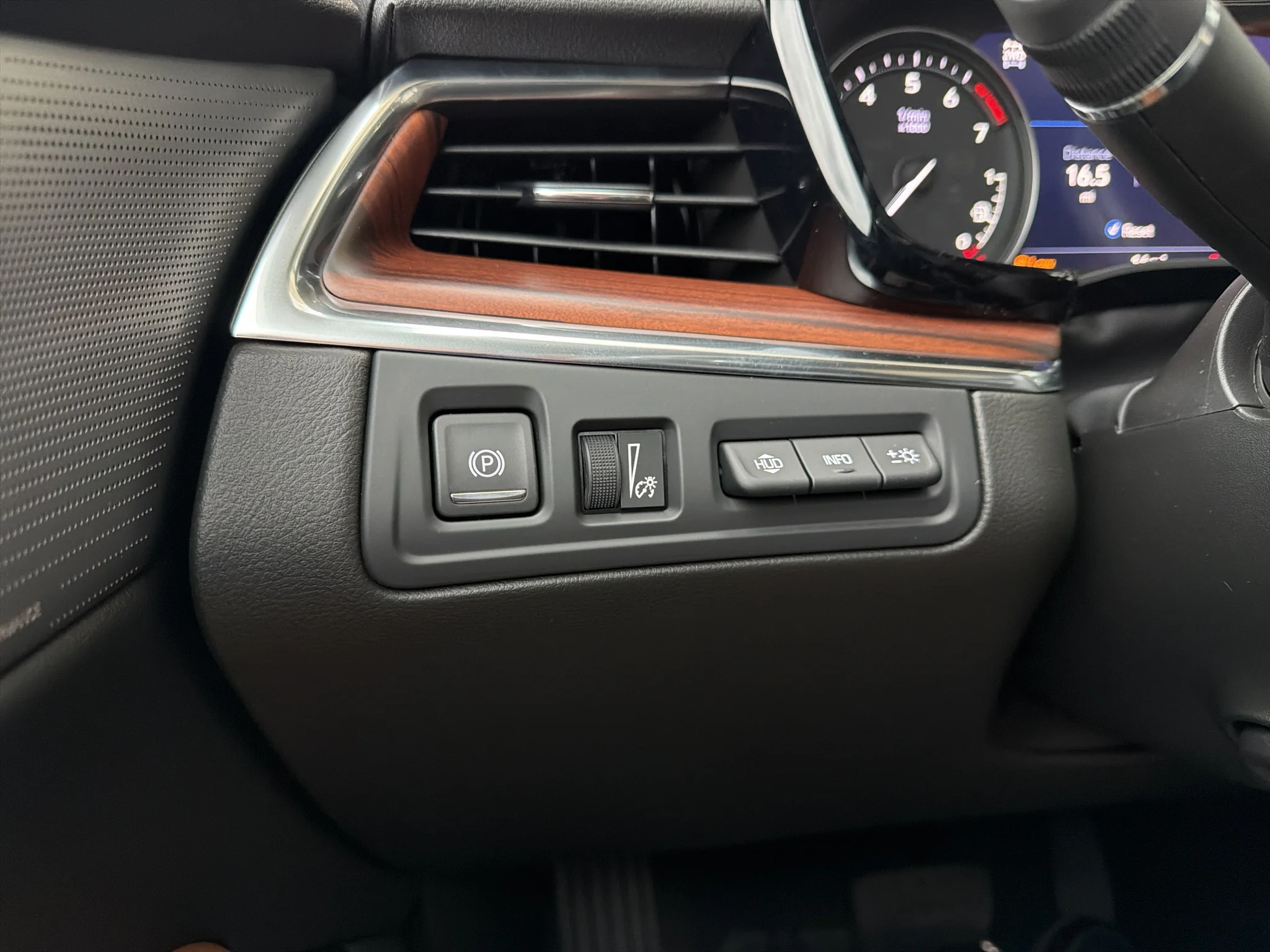 New 2026 Crystal White Tricoat Cadillac AWD Premium Luxury image 27
