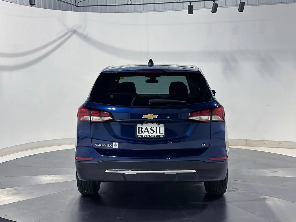 Used 2023 BLUE GLOW METALLIC Chevrolet LT image 12