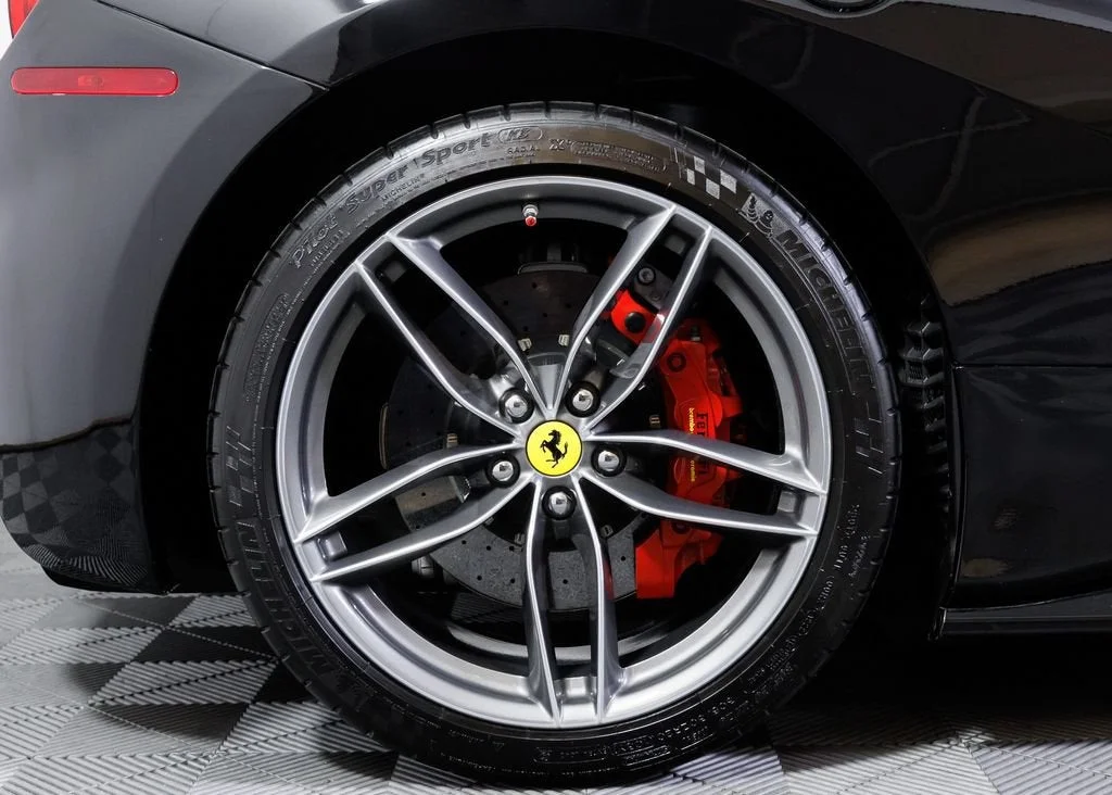 2018 Ferrari 488 GTB Base - Photo 12