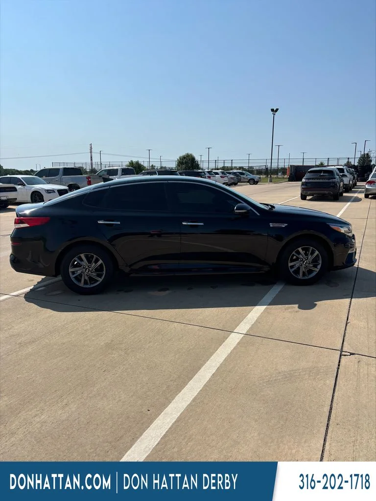 Used 2019 Black Kia LX image 6