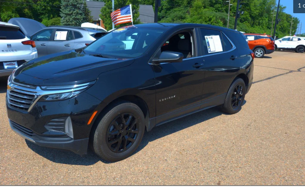 Used 2024 Mosaic Black Metallic Chevrolet LT image 7