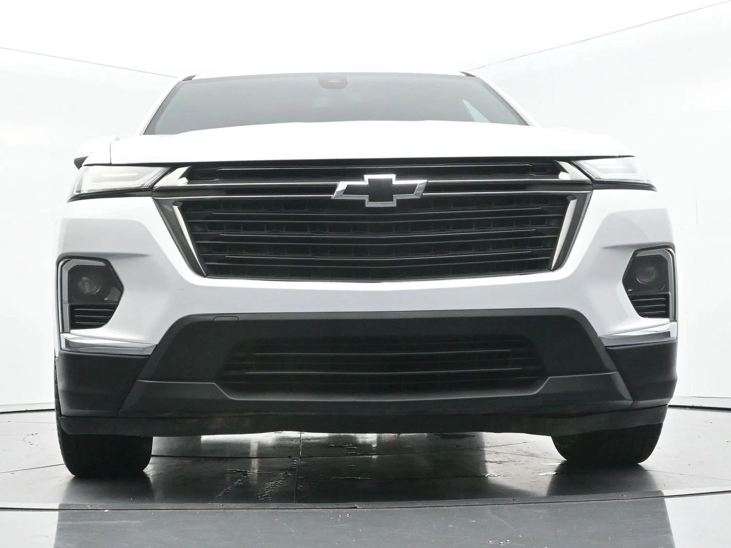 Used 2022 Summit White Chevrolet LT Cloth image 44