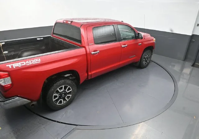 Used 2017 Red Toyota Limited image 25