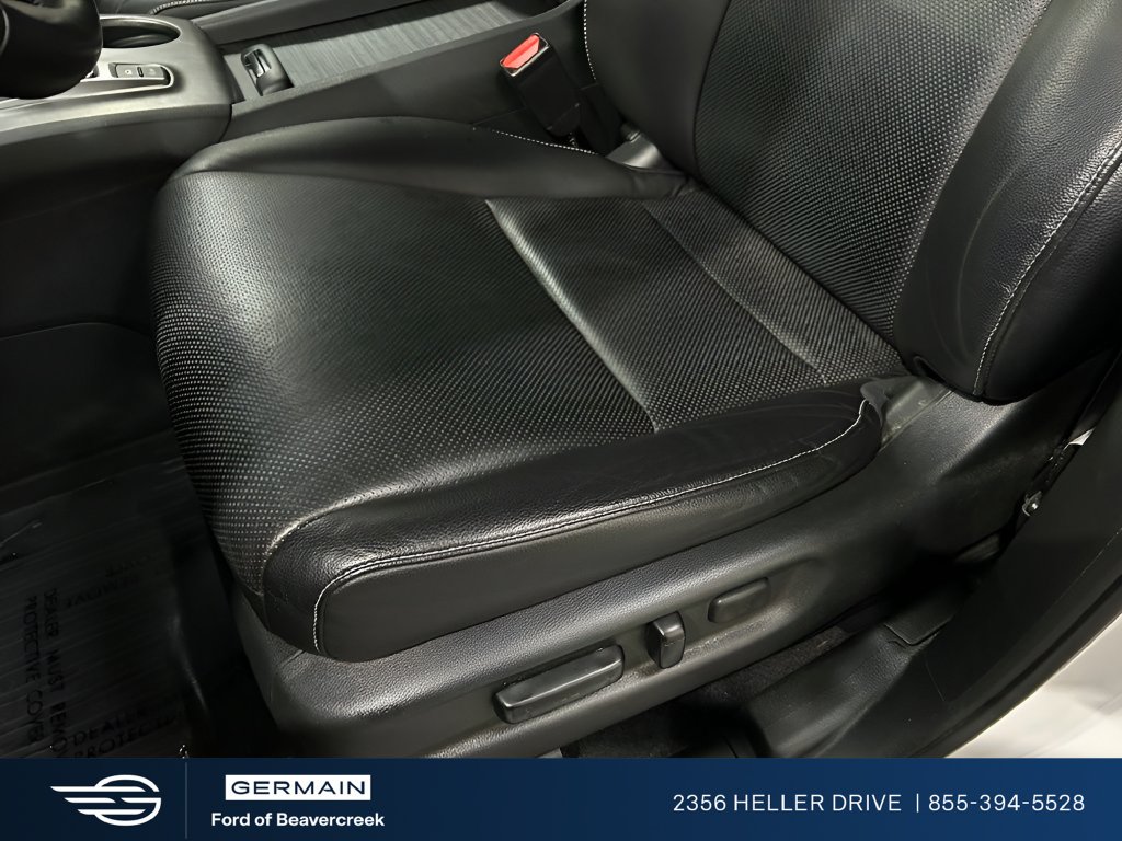 Used 2023 Platinum White Pearl Honda RTL image 13