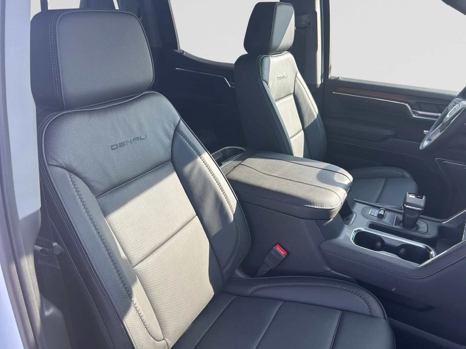 New 2026 Glacier White Tricoat GMC Denali image 12