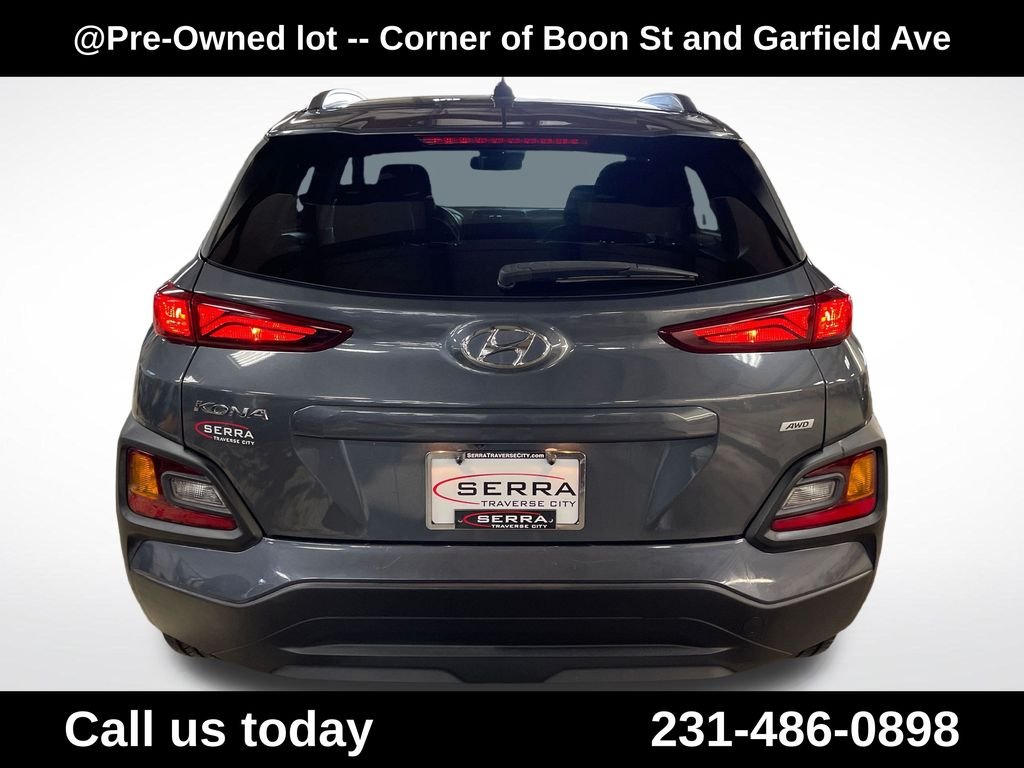 Used 2021 Gray Hyundai SEL image 4
