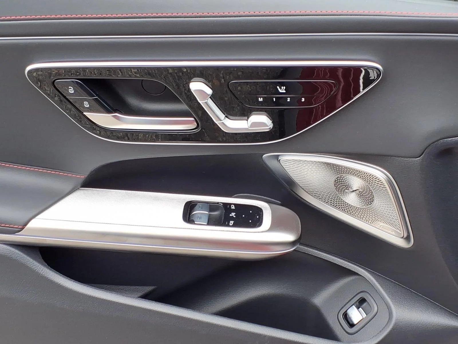 New 2026 MANUFAKTUR Patagonia Red Metallic Mercedes-Benz AMG® CLE 53 image 16