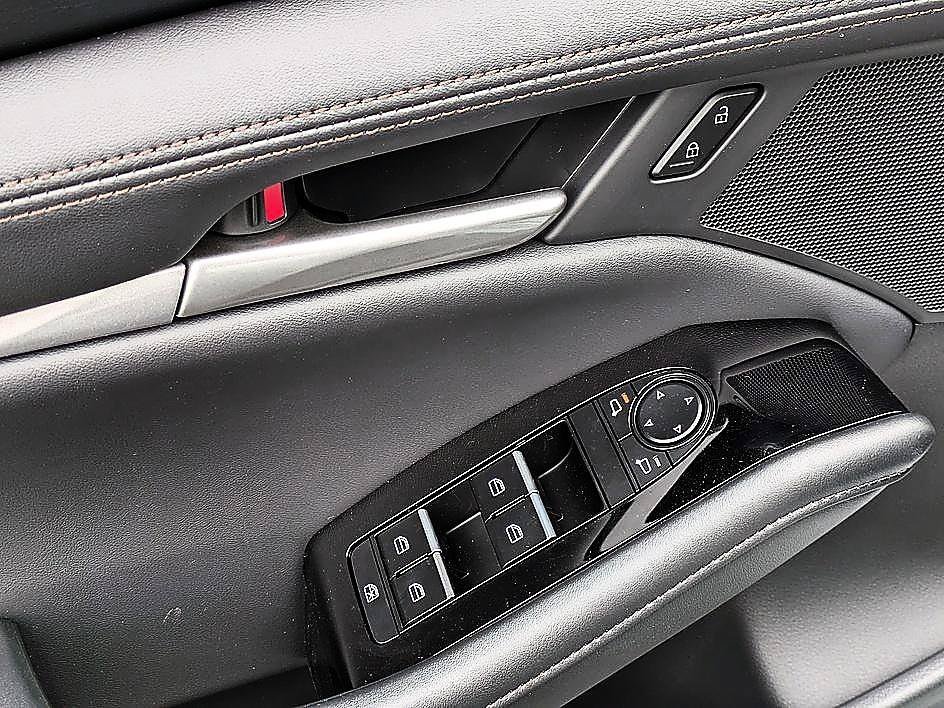 2026 Mazda Mazda3 Premium - Photo 12