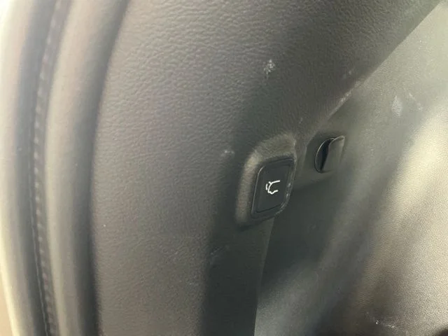 Used 2020 Light Brownstone Pearlcoat Jeep Trailhawk image 30