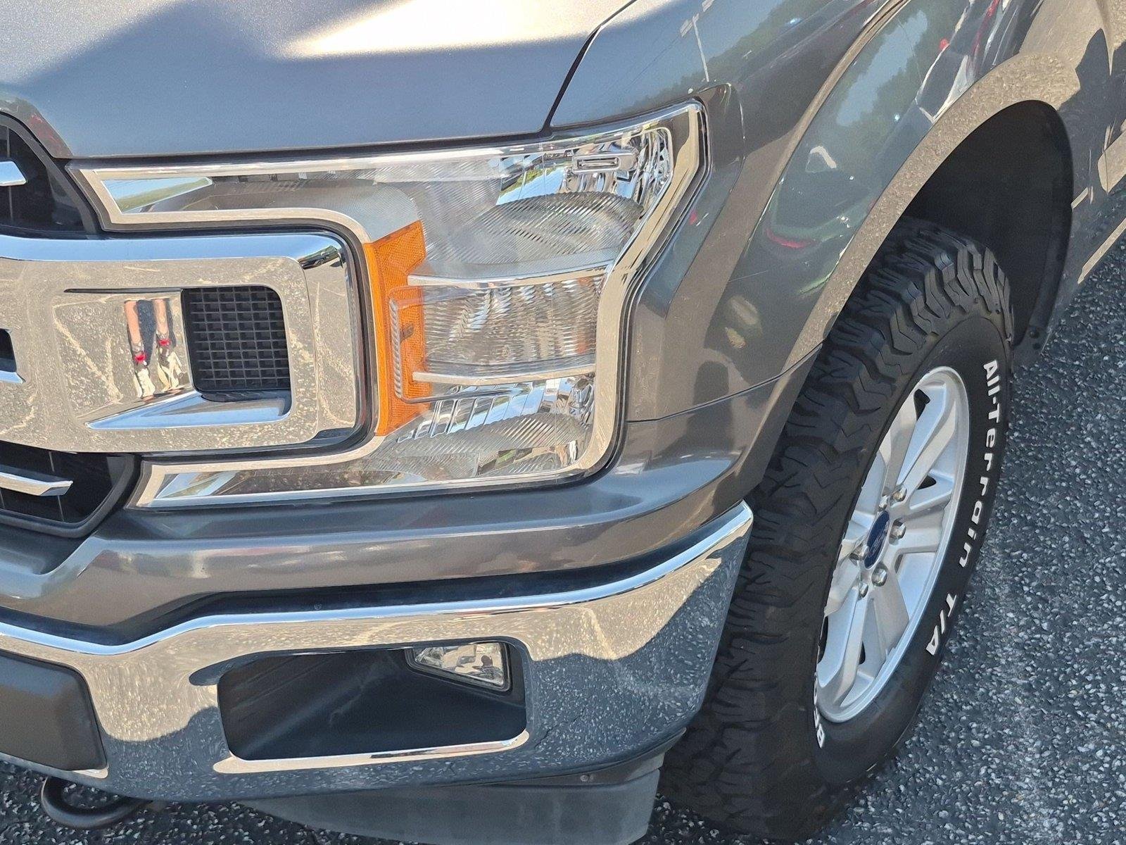 Used 2019 Magnetic Metallic Ford XLT image 9