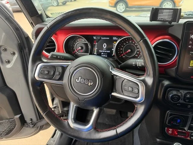 Used 2020  Jeep Rubicon image 15