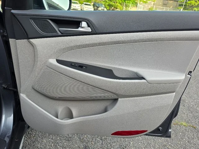 Used 2019 Gray Hyundai SEL image 10