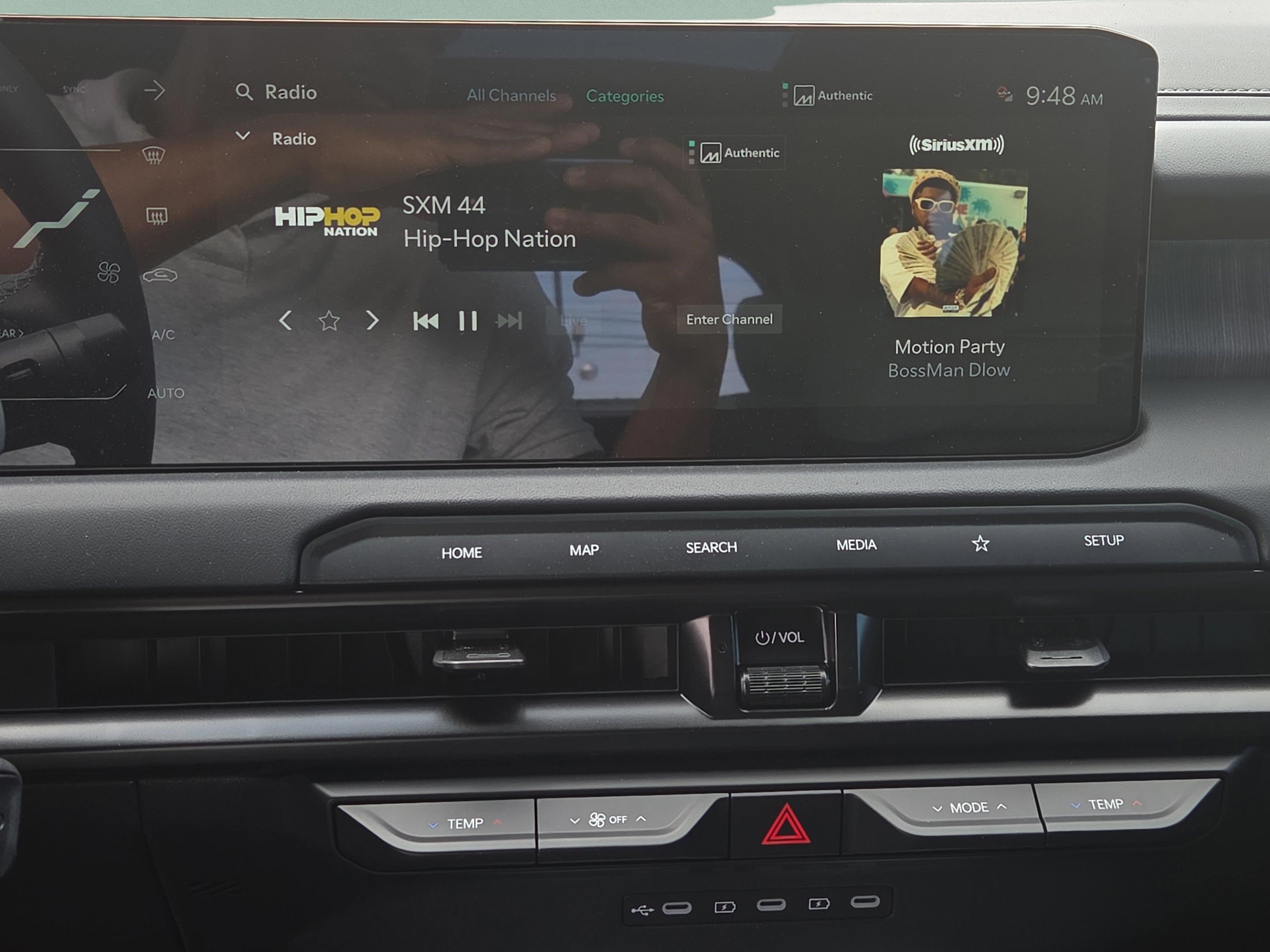 New 2027 Glacial White Pearl Kia X-Line SX-Prestige image 37