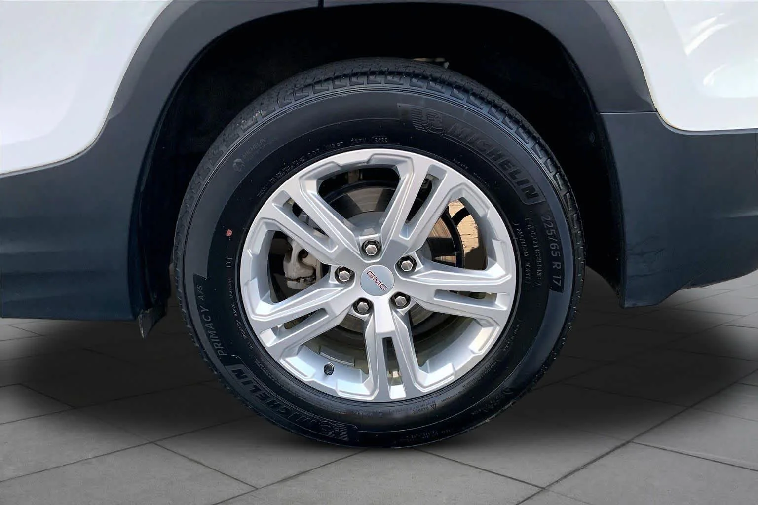 Used 2022 Summit White GMC SLE image 11