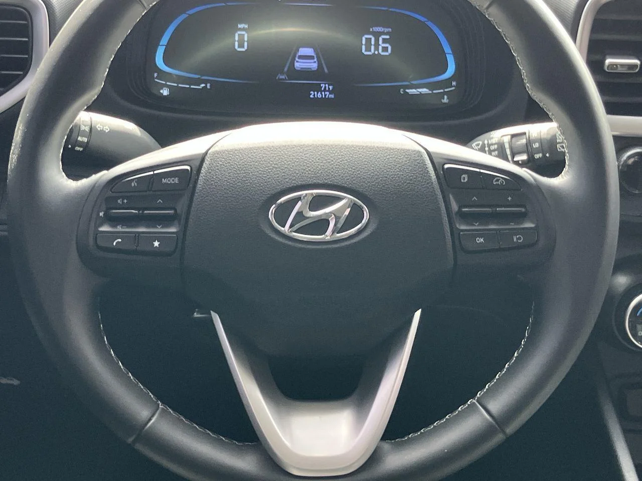 Used 2024 Red (Ultimate Red) Hyundai SEL image 19