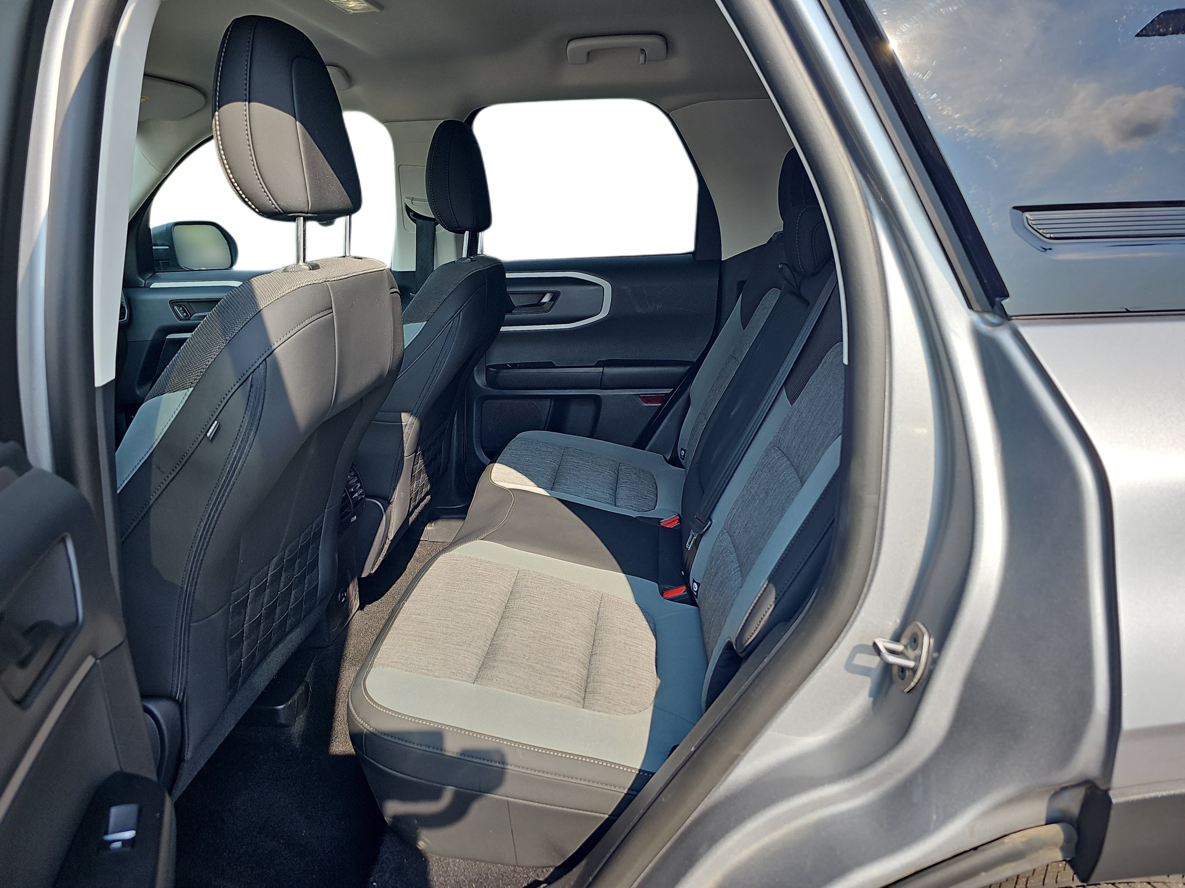 Used 2023 Silver Metallic Ford Big Bend image 10