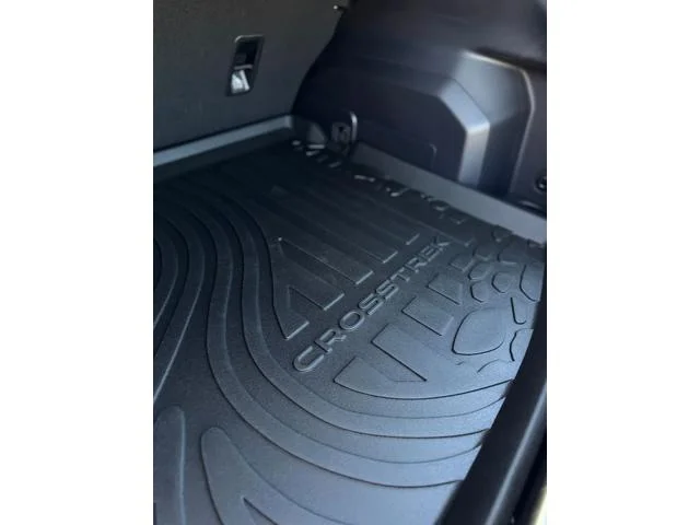 New 2026 LITHIUM RED PEARL Subaru Premium image 37