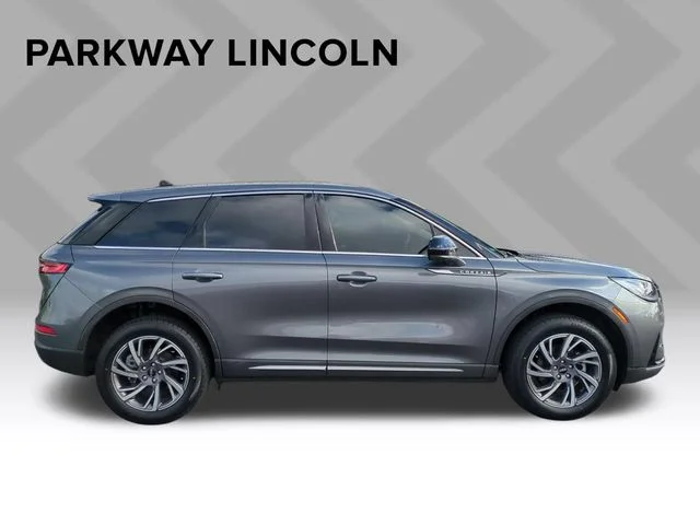 Used 2023 Gray Lincoln Standard image 6