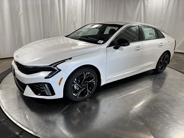 2026 Kia K5 GT-Line