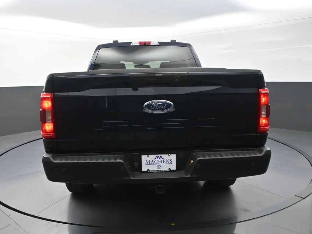 Used 2021 Blue Ford XL image 9