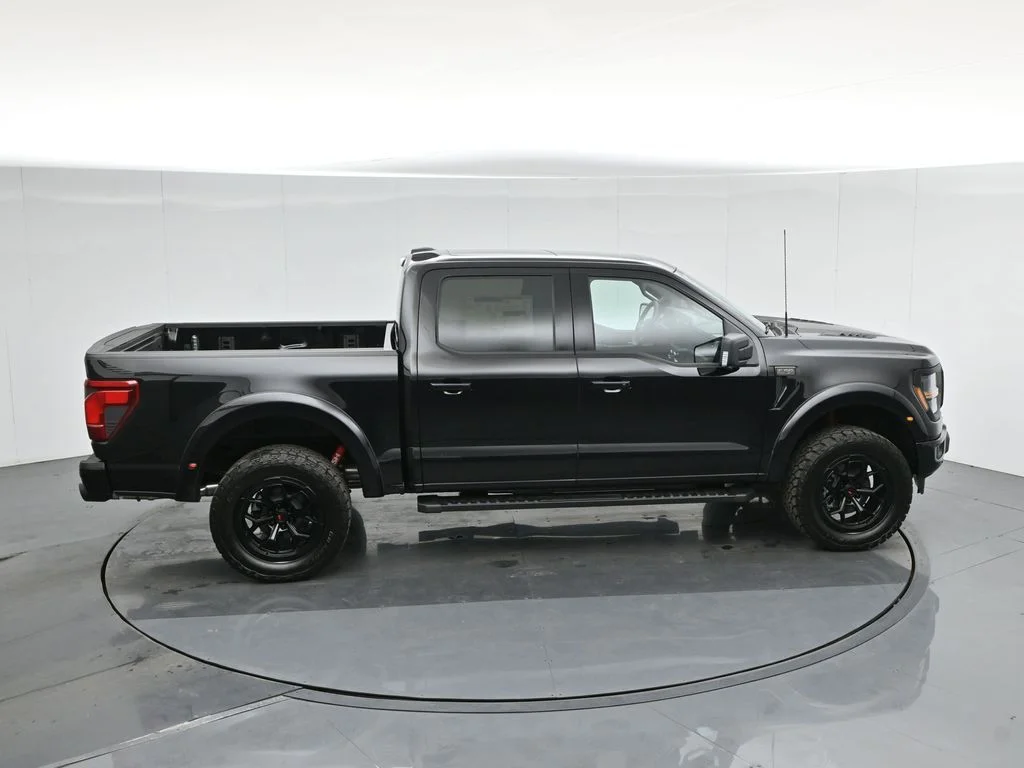 New 2025 Black Ford XLT image 45