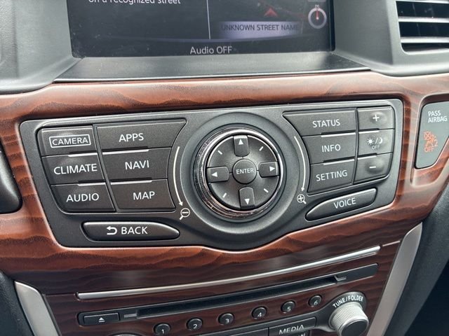 Used 2017 Caspian Blue Nissan Platinum image 21