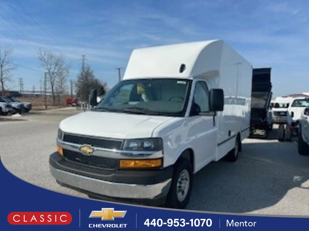 2024 Chevrolet Express Cutaway
