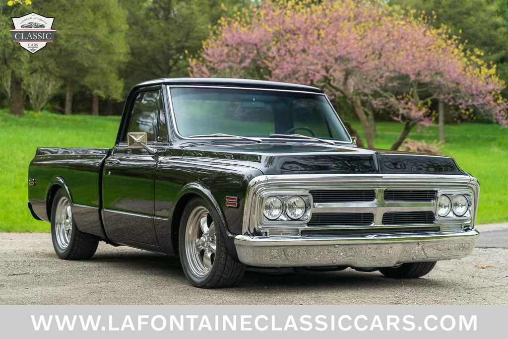 Used 1969 Black GMC  image 1