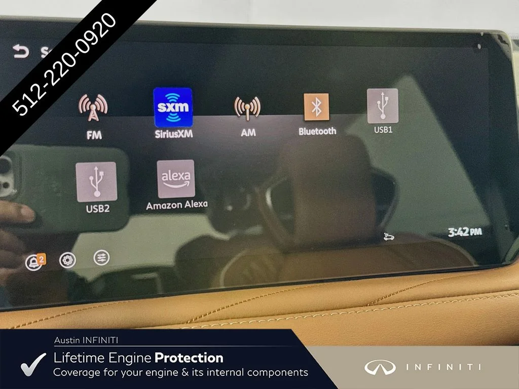 New 2027 White INFINITI Autograph image 18