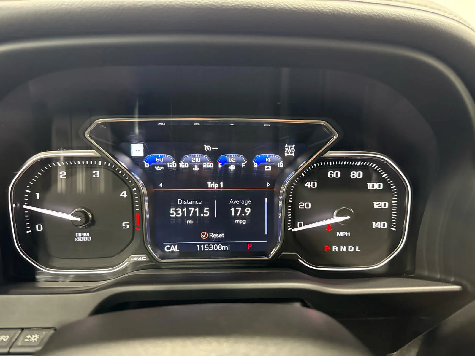 Certified Used 2022 FOREST METALLIC GMC AT4 image 28