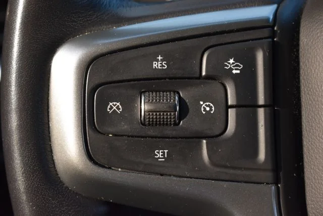 2022 Chevrolet Suburban LS - Photo 23