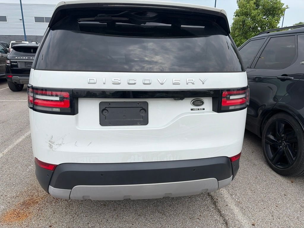 Used 2018 Fuji White Land Rover HSE Luxury image 6