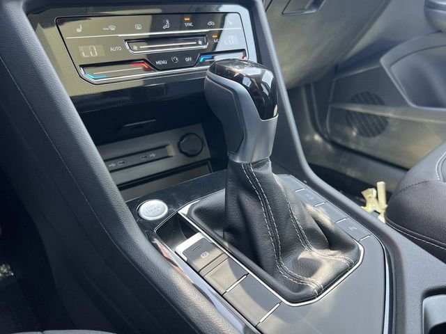 New 2026 Black Volkswagen 1.5T SE Black image 16