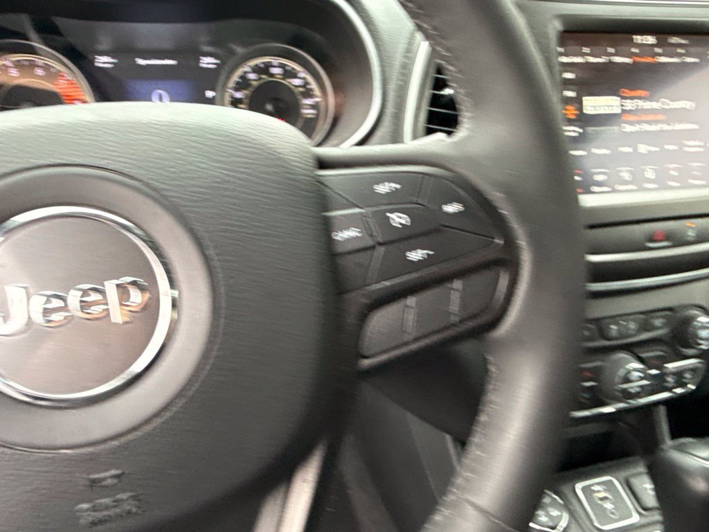 Used 2022 Black Jeep Trailhawk image 27