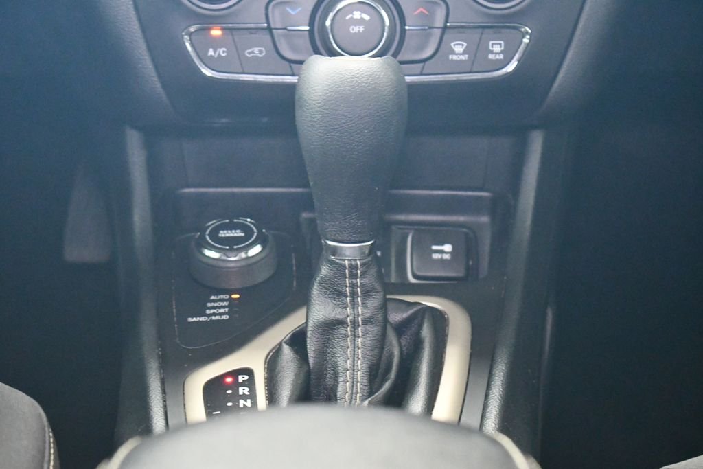 2016 Jeep Cherokee Latitude - Photo 20