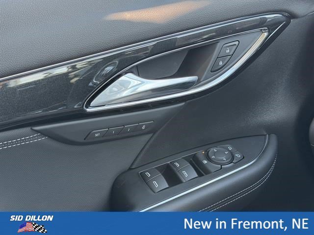 New 2026 Summit White Buick Preferred image 15