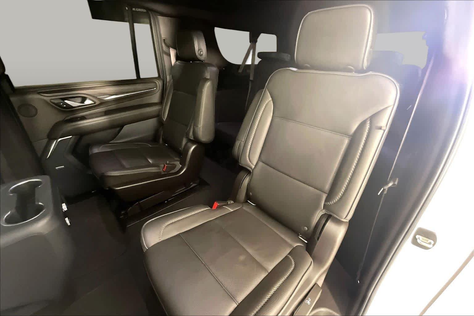 Used 2022 Summit White GMC Denali image 19