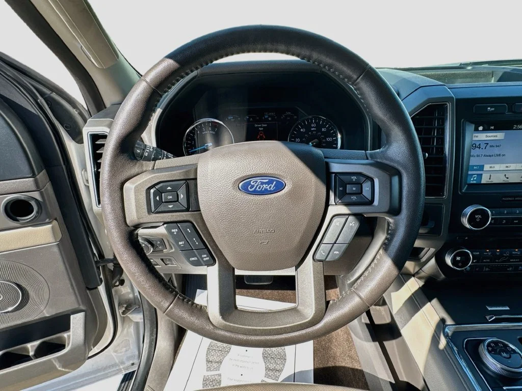 Used 2018 White Ford XLT image 11